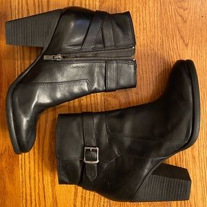 EUC Frye Short Riding Boots, Black